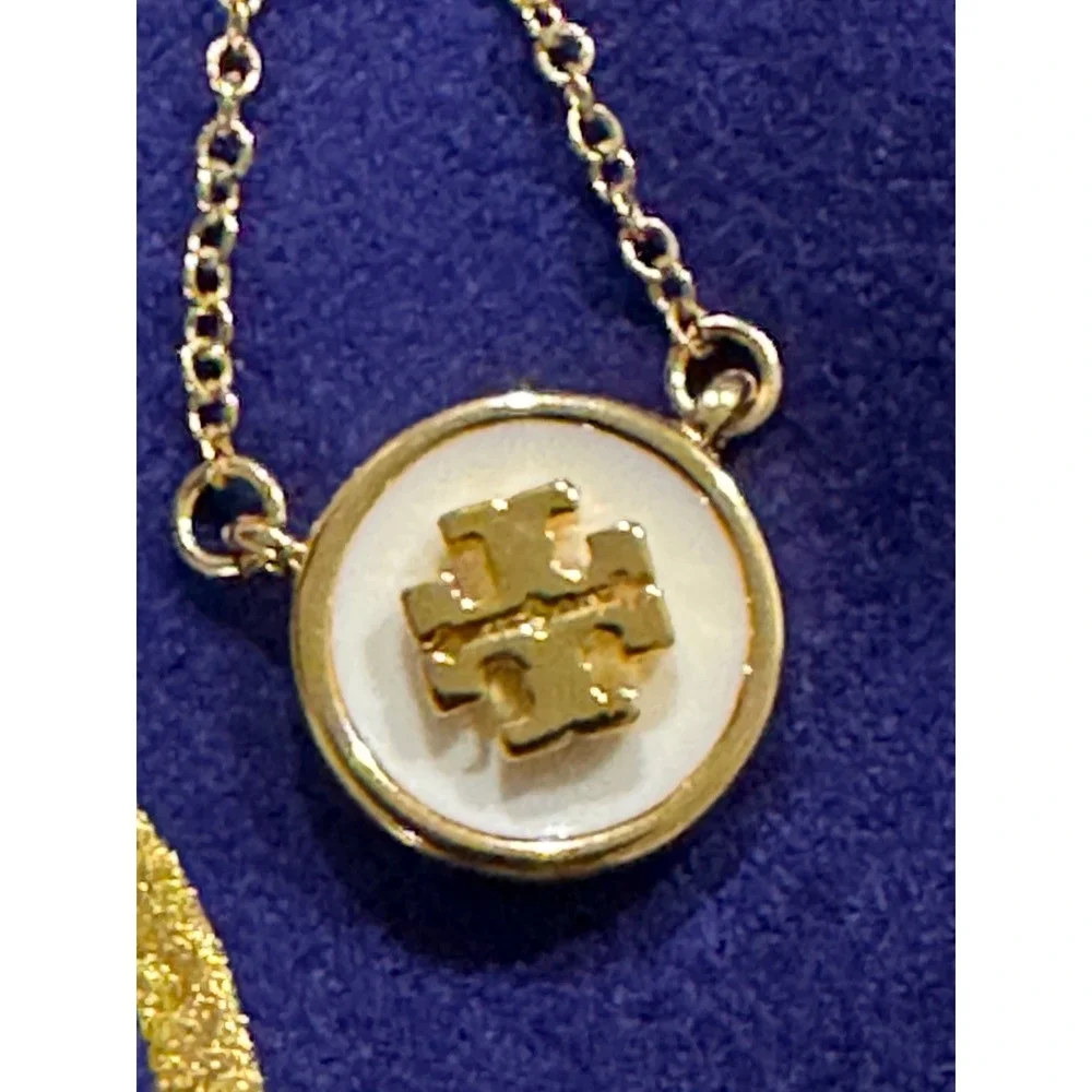 Tory Burch tory burch
